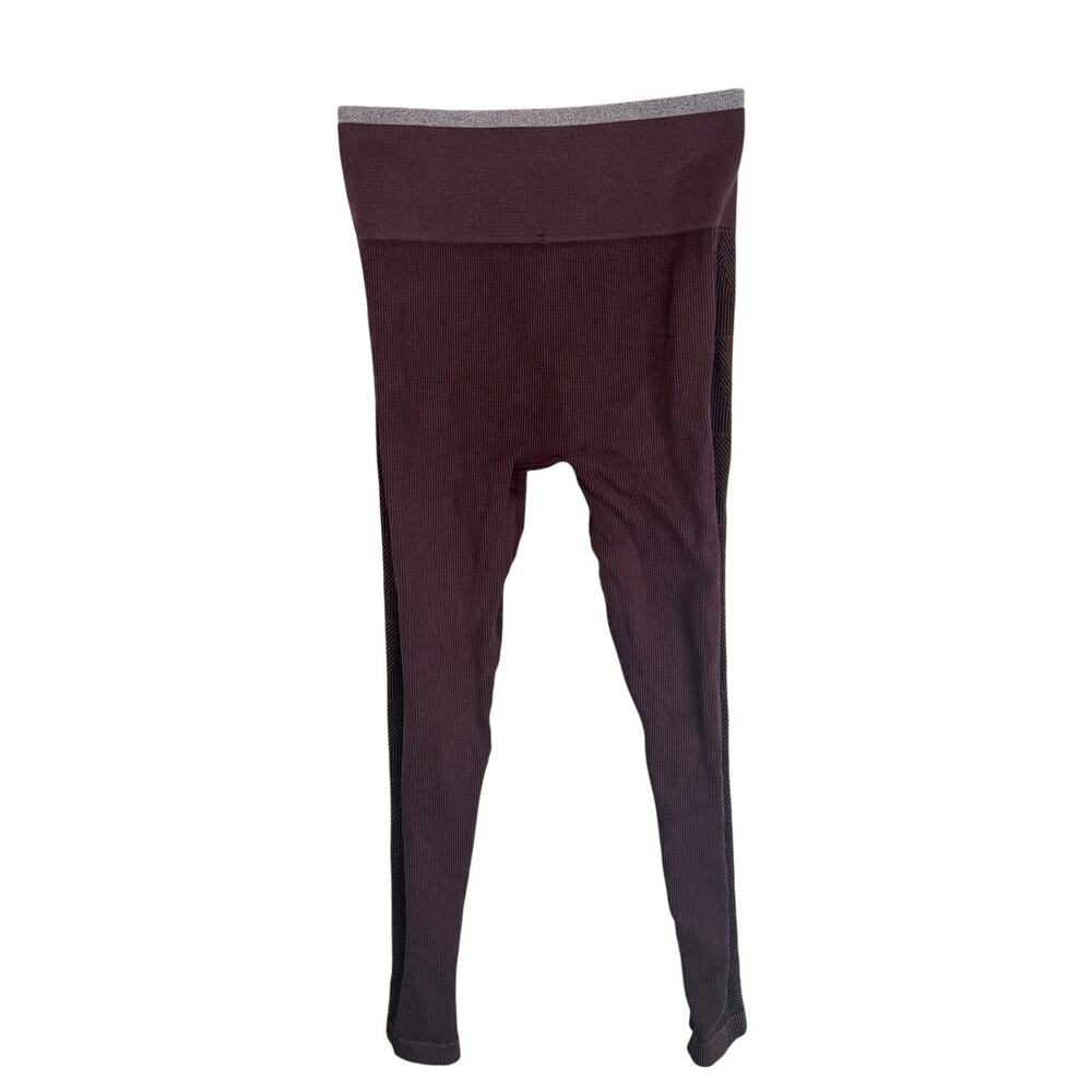 Vuori Helix Seamless High Rise Legging Burgundy Red Color XS